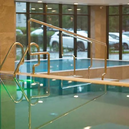 Port Premium Z Fitness&spa&restaurant *